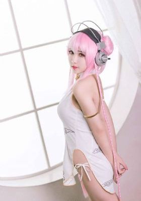 日韩三级av_在线播放高清
